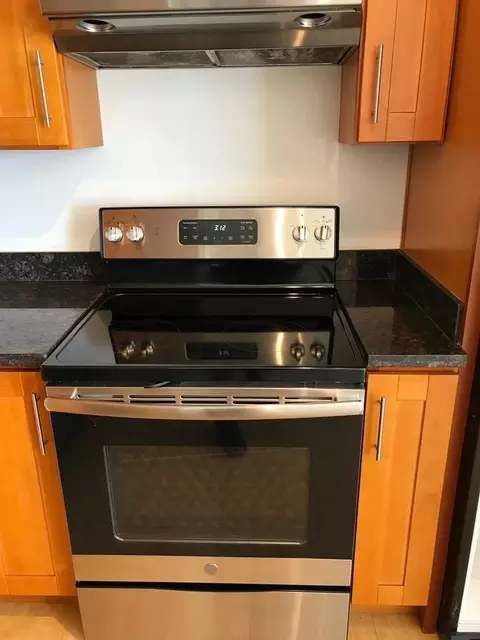 585 Monterey Blvd, San Francisco, CA 94127