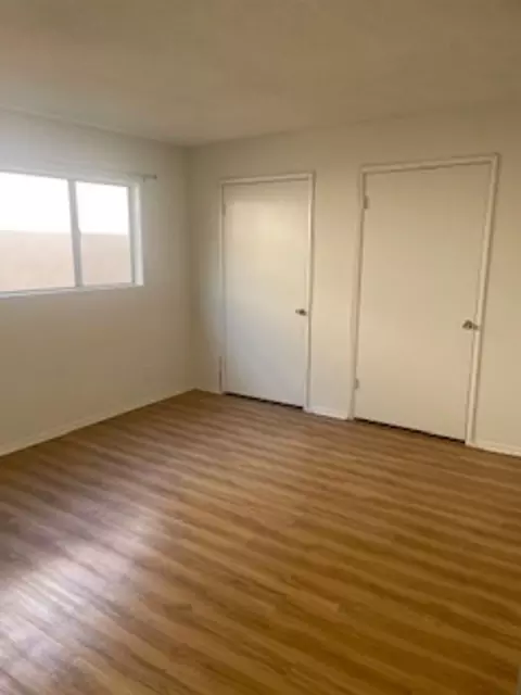518 Raymond Ave, Santa Monica, CA 90405