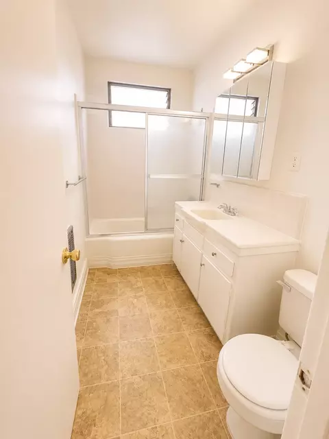 340 N Isabel St, Glendale, CA 91206 photo 10