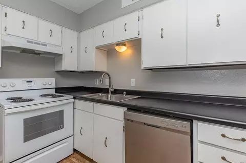 844 E Walnut St, Grapevine, TX 76051 photo 50
