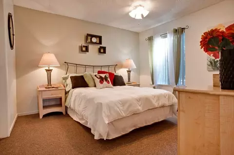901 W Columbus St, Bakersfield, CA 93301 photo 27