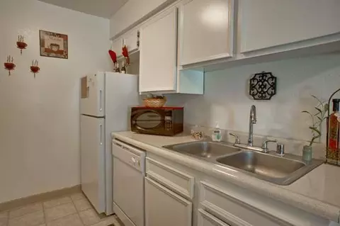 901 W Columbus St, Bakersfield, CA 93301 photo 20