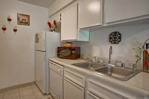 901 W Columbus St, Bakersfield, CA 93301 photo 26