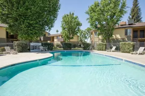 901 W Columbus St, Bakersfield, CA 93301 photo 15