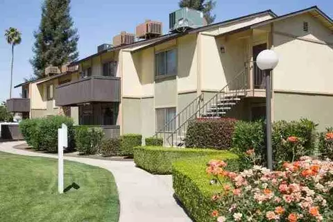 901 W Columbus St, Bakersfield, CA 93301 photo 34