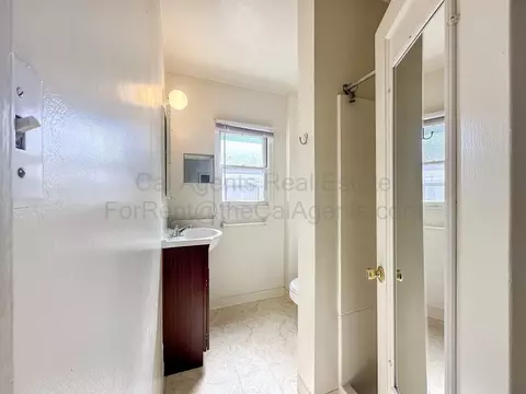2710 Haste St, Berkeley, CA 94704 photo 11