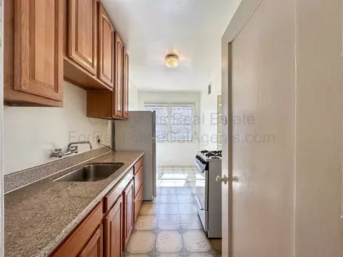 2710 Haste St, Berkeley, CA 94704 photo 9