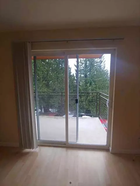2717 76th Ave SE, Mercer Island, WA 98040