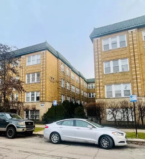 4045 4055 W School St, Chicago, IL 60641