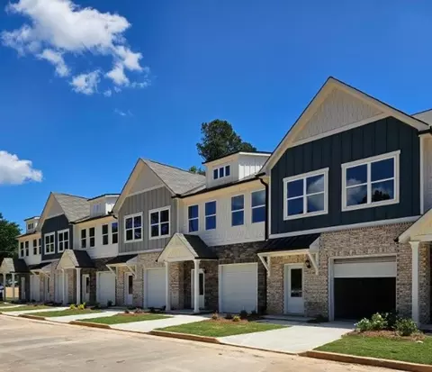 431 North Ave, Forest Park, GA 30297
