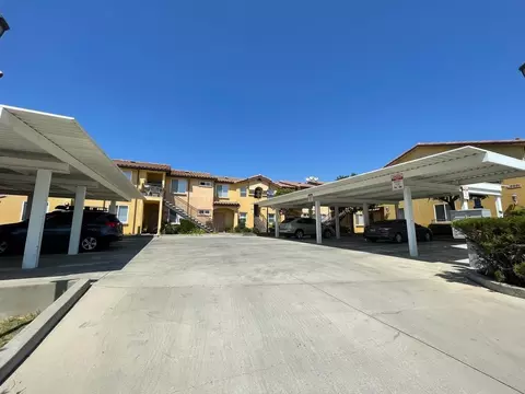 10201 Remmet Ave, Los Angeles, CA 91311