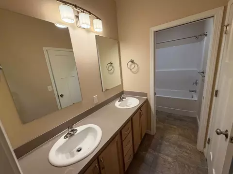 953 W 8th Ave, Eugene, OR 97402 photo 15