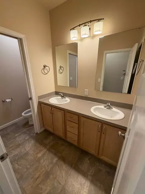 953 W 8th Ave, Eugene, OR 97402 photo 13