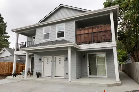 953 W 8th Ave, Eugene, OR 97402