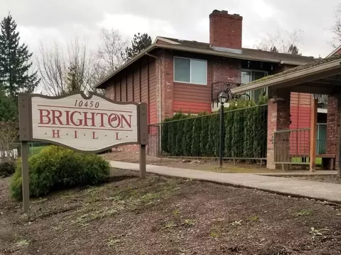 10450 SW Mcdonald St, Tigard, OR 97224