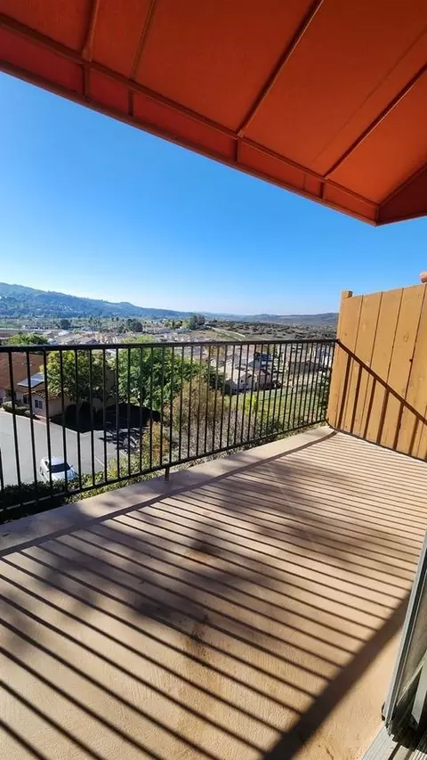 31932 Del Cielo Este, Bonsall, CA 92003 photo 12