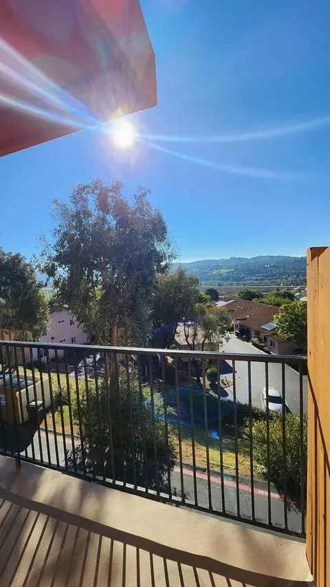 31932 Del Cielo Este, Bonsall, CA 92003 photo 10