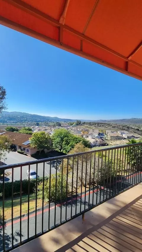 31932 Del Cielo Este, Bonsall, CA 92003 photo 11