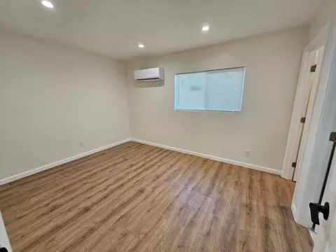 238 E Artesia Blvd, Long Beach, CA 90805 photo 3