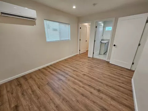 238 E Artesia Blvd, Long Beach, CA 90805 photo 4