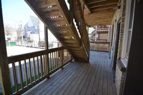 1030 E 47th St, Chicago, IL 60653 photo 33