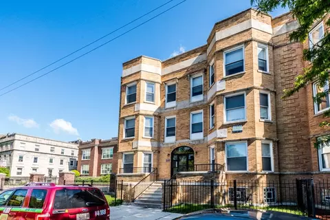 1030 E 47th St, Chicago, IL 60653 photo 16