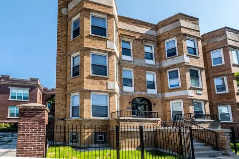 1030 E 47th St, Chicago, IL 60653 photo 14