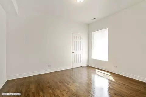 1030 E 47th St, Chicago, IL 60653 photo 28