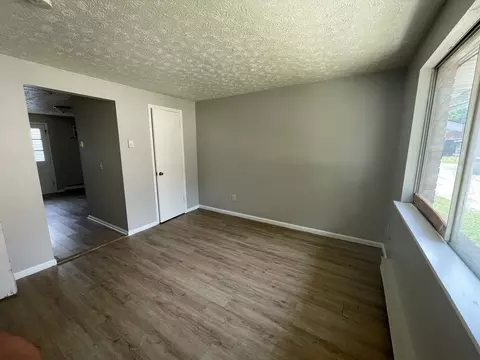 1315 Logan Ave NW, Canton, OH 44703