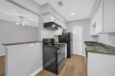 221 Archer Dr, Sherman, TX 75092