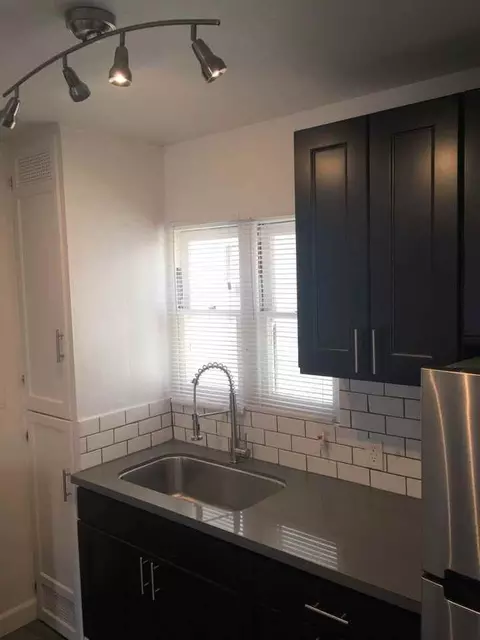 104 N 1st St, Alhambra, CA 91801