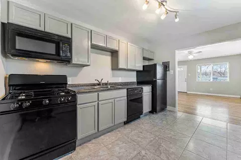 1208 Zephyr St, Lakewood, CO 80214