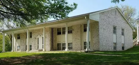 1910 Casady Dr, Des Moines, IA 50315