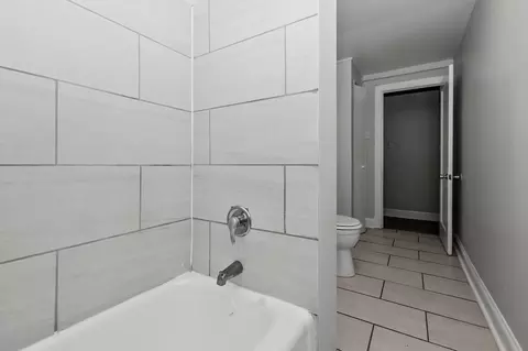 4850 S Michigan Ave, Chicago, IL 60615