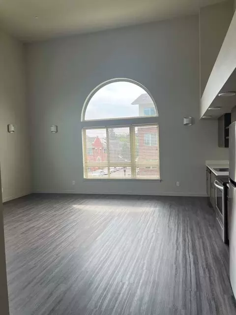 1650 NE Market Dr, Fairview, OR 97024