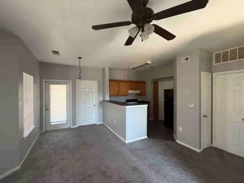 1500 Yonkers St, Plainview, TX 79072