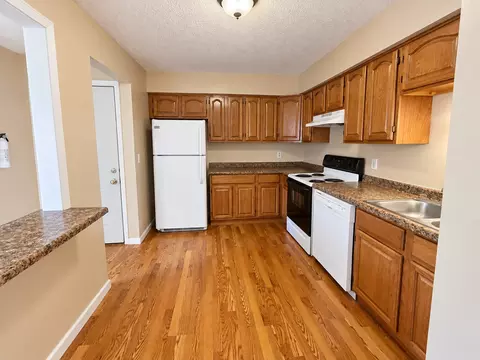 942 Wescott Trl, Eagan, MN 55123