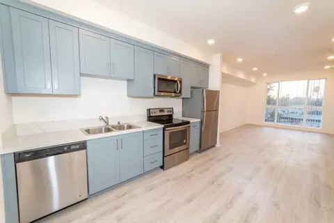 11433 Albers St, Los Angeles, CA 91601