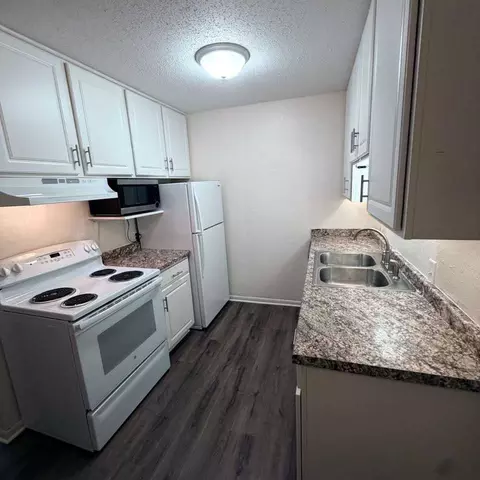 2311 26th Ave NW, Arden Hills, MN 55112