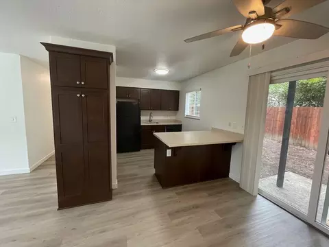 6285 Caldwell Rd, Gladstone, OR 97027