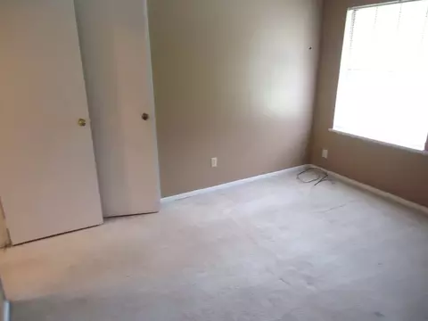 401 Knollwood Cir, Lafayette, LA 70506
