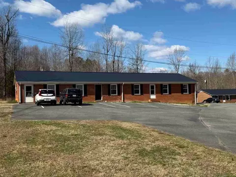 208 Bookington Dr, Lexington, NC 27292