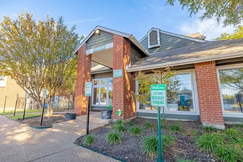 7550 S Westmoreland Rd, Dallas, TX 75237 photo 16