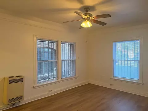 1724 N Edgemont St, Los Angeles, CA 90027