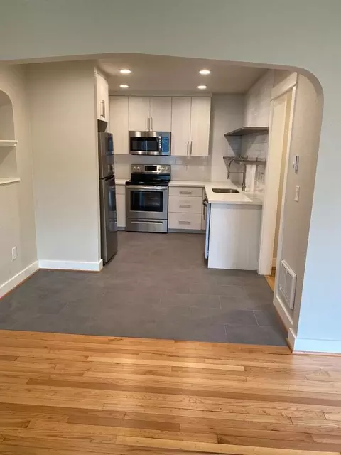 732 NE Prescott St, Portland, OR 97211