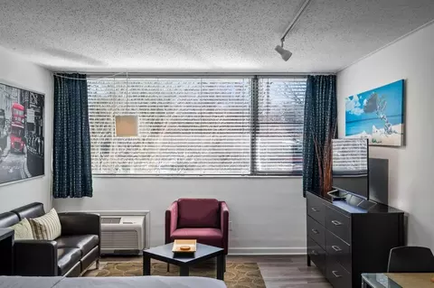 47 25th St NW, Atlanta, GA 30309