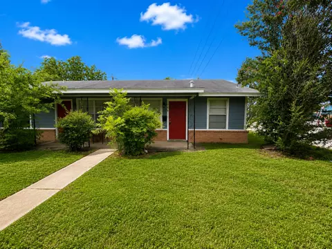 766 Edgebrook Ln, San Antonio, TX 78213