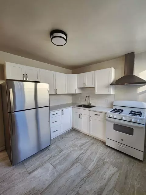 4479 17th St, San Francisco, CA 94114