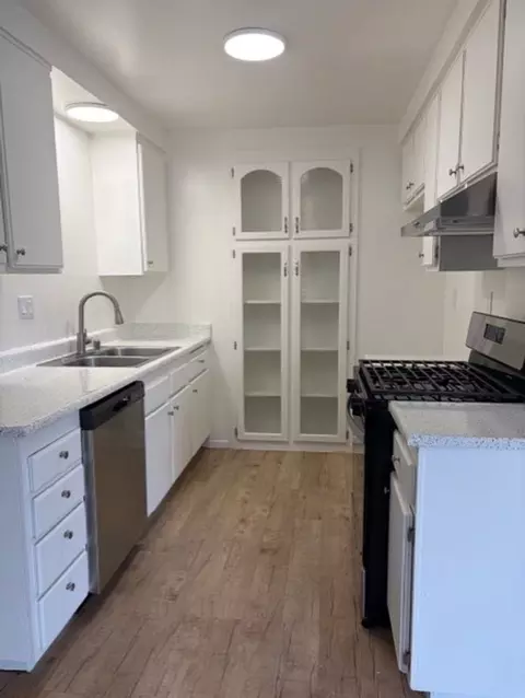 1410-1450 1410-1450 E Grove Ave 1968-2097 N Lincoln, Orange, CA 92865