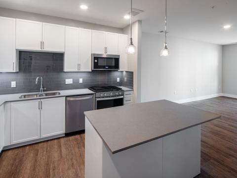 1775 Windsor Rd, Teaneck, NJ 07666 photo 5